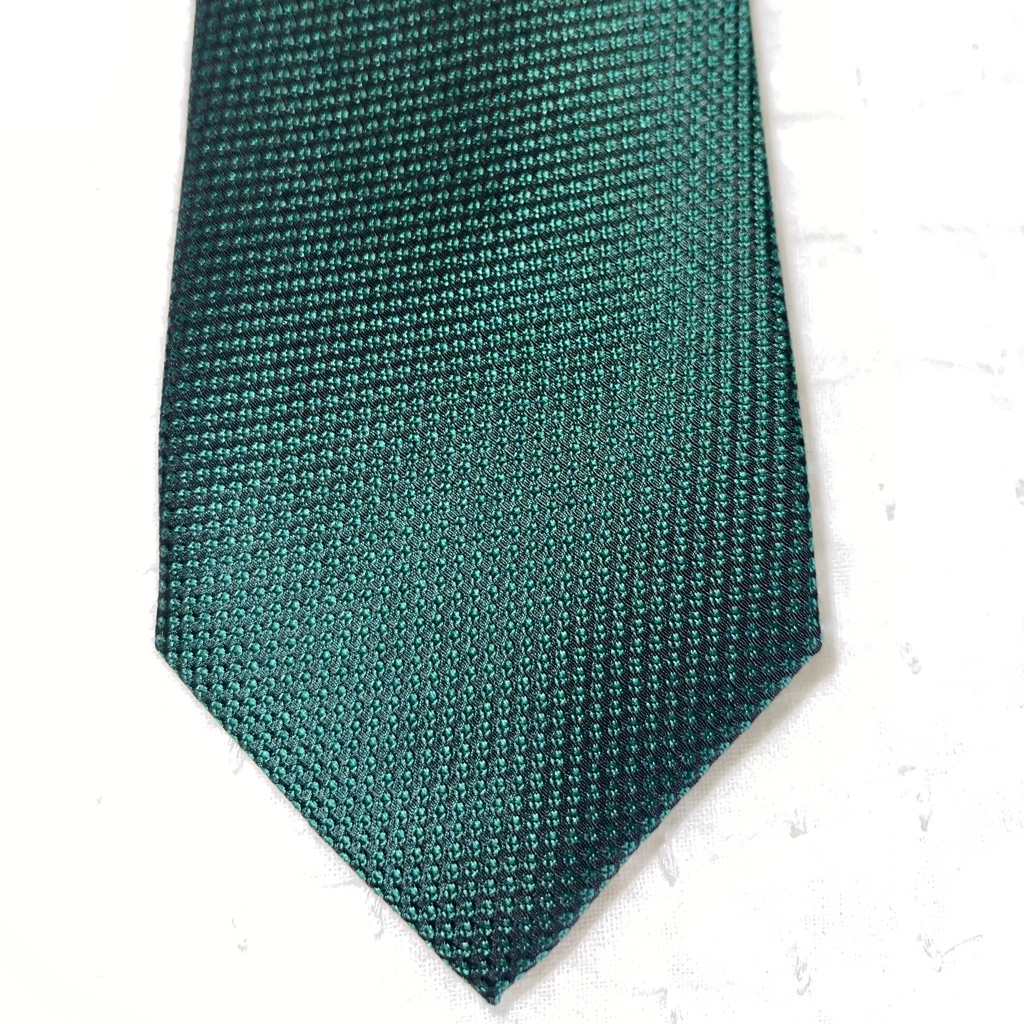 Brand New Mens Wearhouse Classic Green Textured Silk Tie